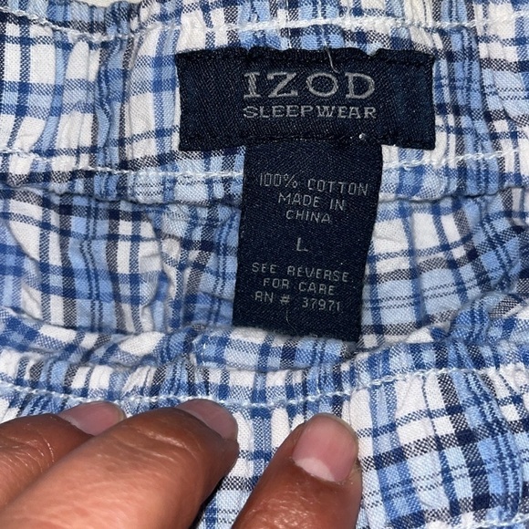 Izod Mens Plaid Boxers sleepwear size Large Blue and White - Picture 3 of 5